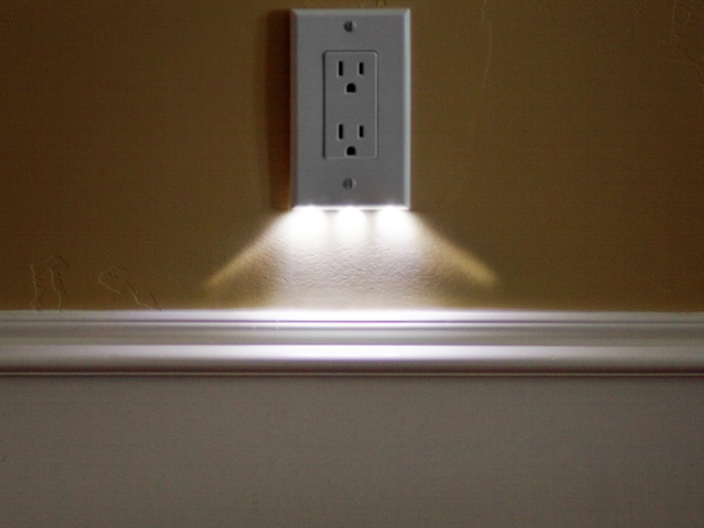 The SnapRays Guidelight by Snap Power : Illuminate your life project video thumbnail